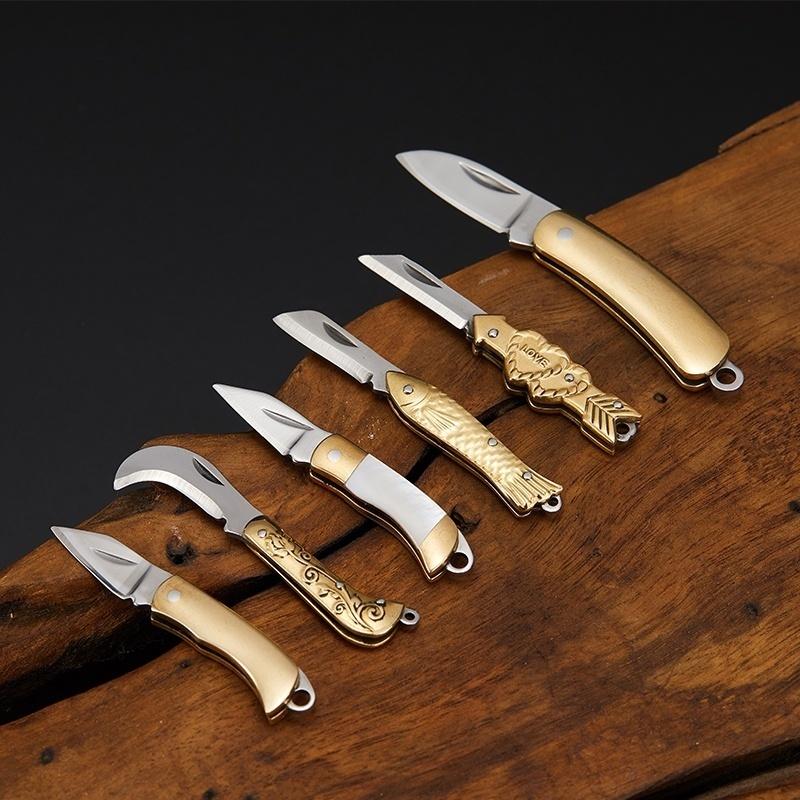 【free gift】18 Kinds - of Mini Pocket Folding Brass Knife Small Keyring Knife Keychain Pendant Outdoor Camping Gifts