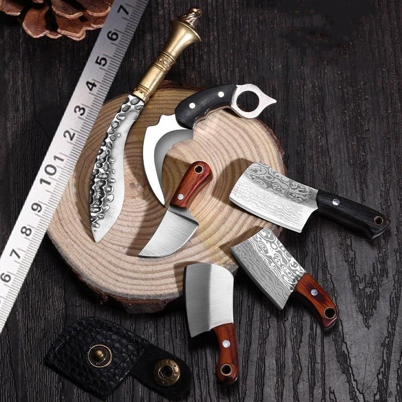 【free gift】18 Kinds - of Mini Pocket Folding Brass Knife Small Keyring Knife Keychain Pendant Outdoor Camping Gifts