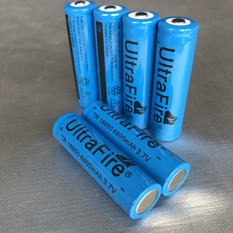 Explosive model Shenhuo 18650 lithium battery 6800 mAh UItraFire rechargeable lithium battery flashlight battery