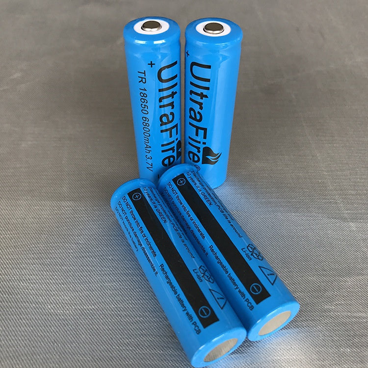 Explosive model Shenhuo 18650 lithium battery 6800 mAh UItraFire rechargeable lithium battery flashlight battery