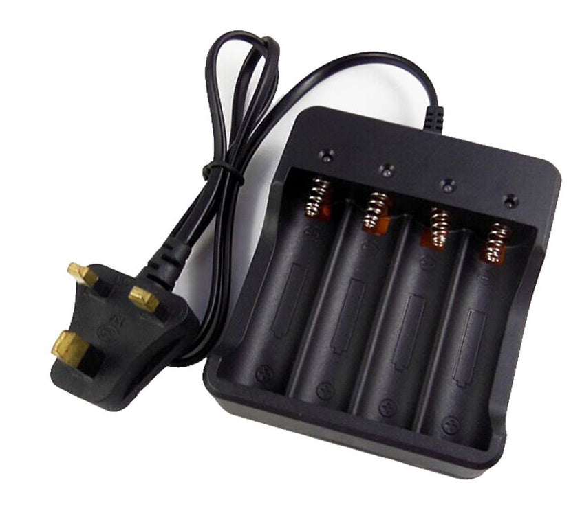 18650 charger 4-slot 18650 4-slot charger with cable bright flashlight lithium battery charger